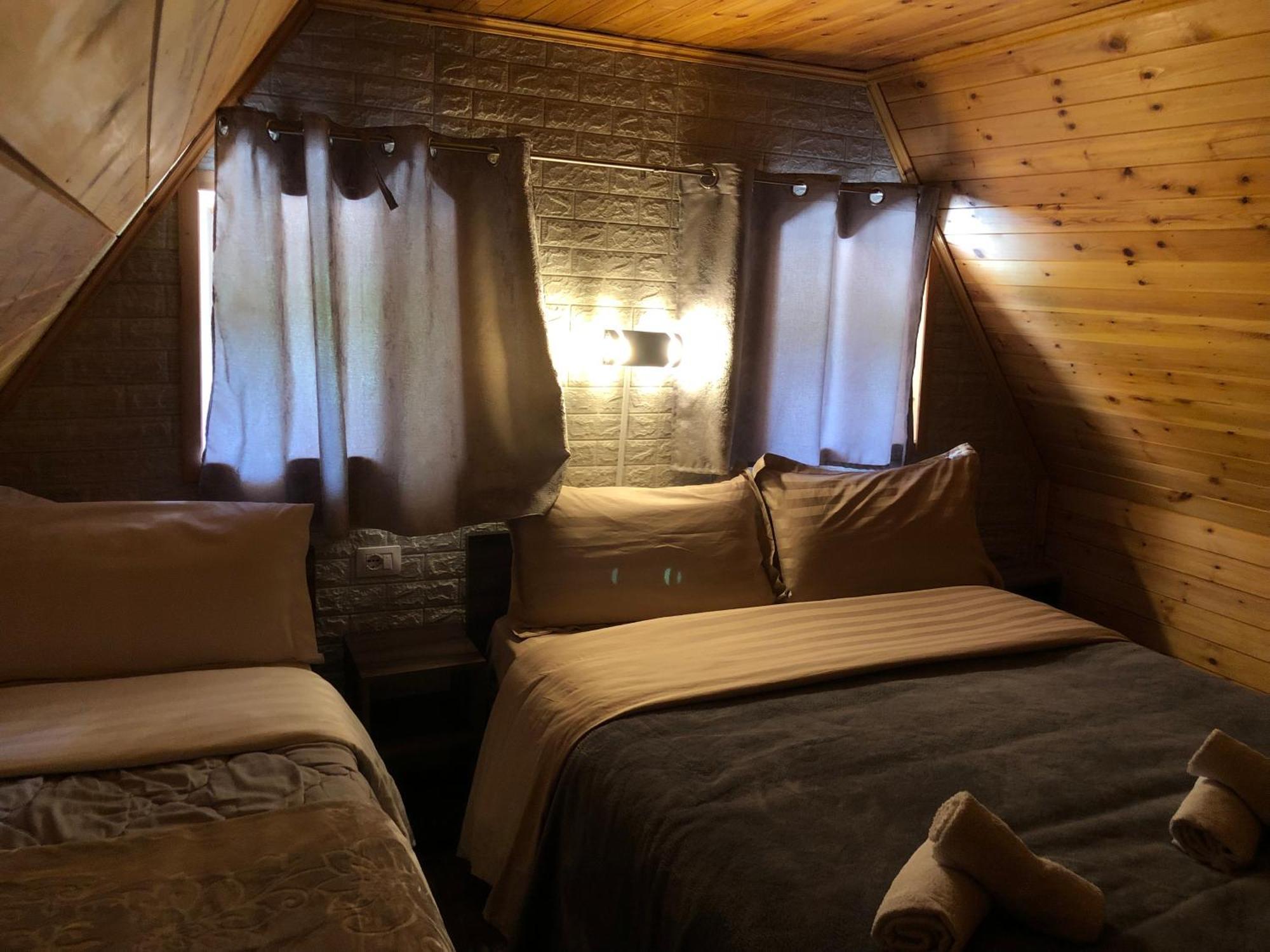 Bed and Breakfast Bujtina Pllumi Theth Exterior foto
