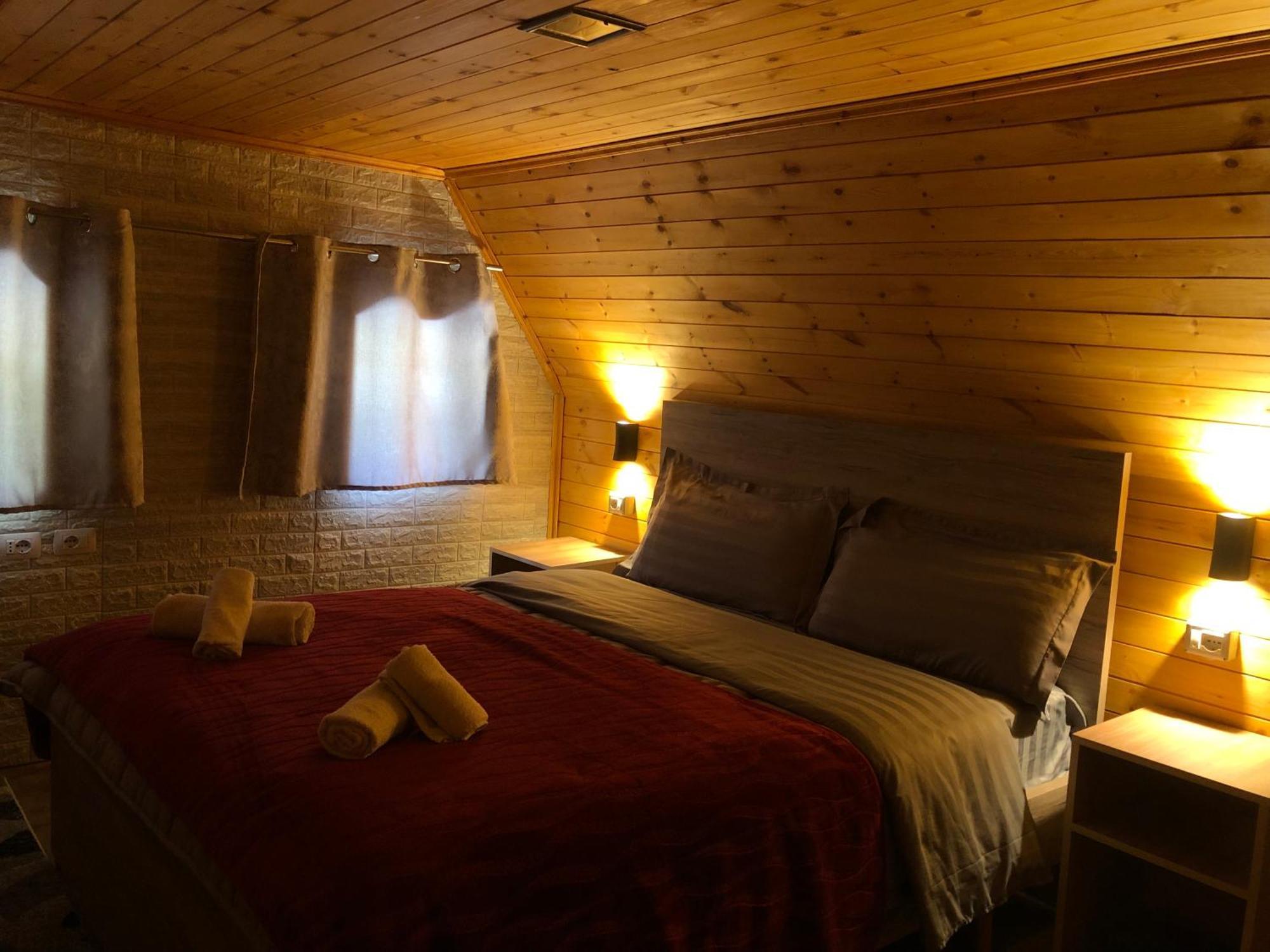 Bed and Breakfast Bujtina Pllumi Theth Exterior foto